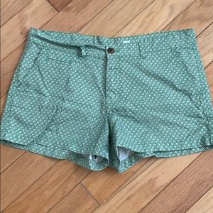 💚bundle shorts 2/$30! Shorts-green pattern